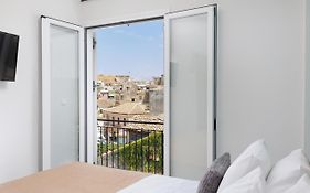 City Panorama - One Bedroom Apartment